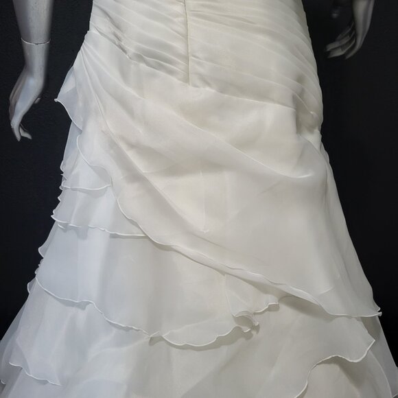 NWT~$1580~DEMETRIOS~4/6~IVORY OFF WHITE RUCHED RUFFLED STRAPLESS WEDDING DRESS - Picture 14 of 16